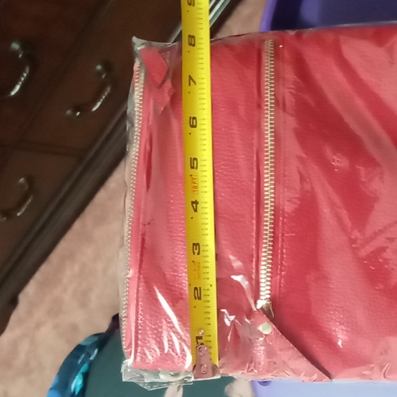 Charming Charlie Crossbody Bag - Picture 15 of 16